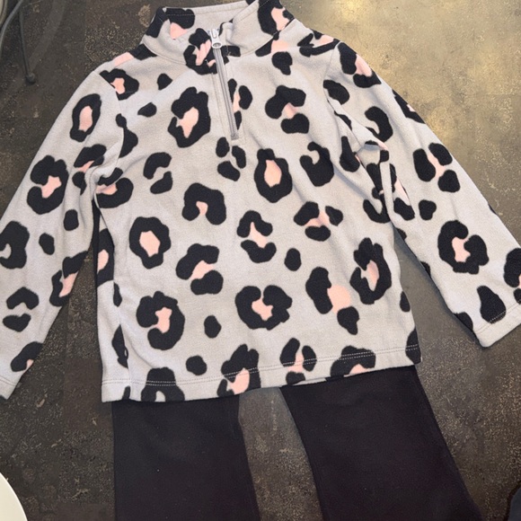 The Children's Place Gray and Pink Animal Print Fleece Set - Picture 4 of 4